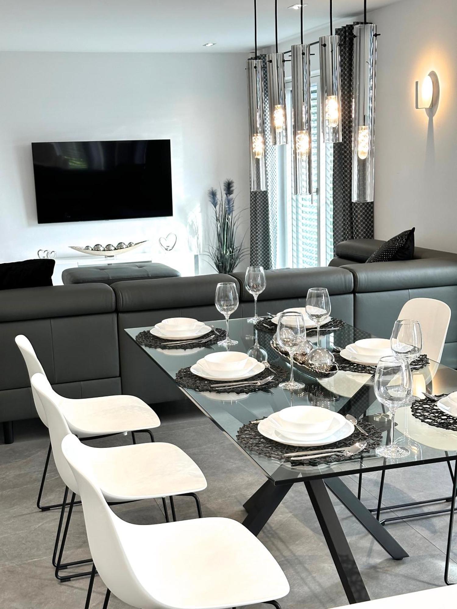 Ferienwohnung Black White 劳布灵 外观 照片